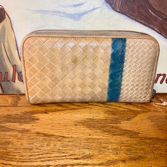 Bottega Veneta Handbags - Bottega Veneta Intrecciato Woven Leather Wallet Tan